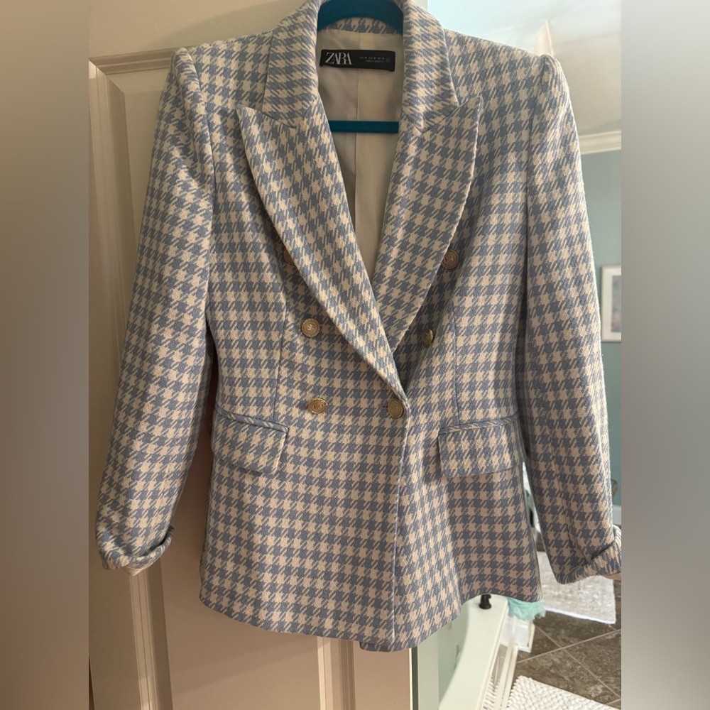 Zara baby blue and white herringbone blazer size medium